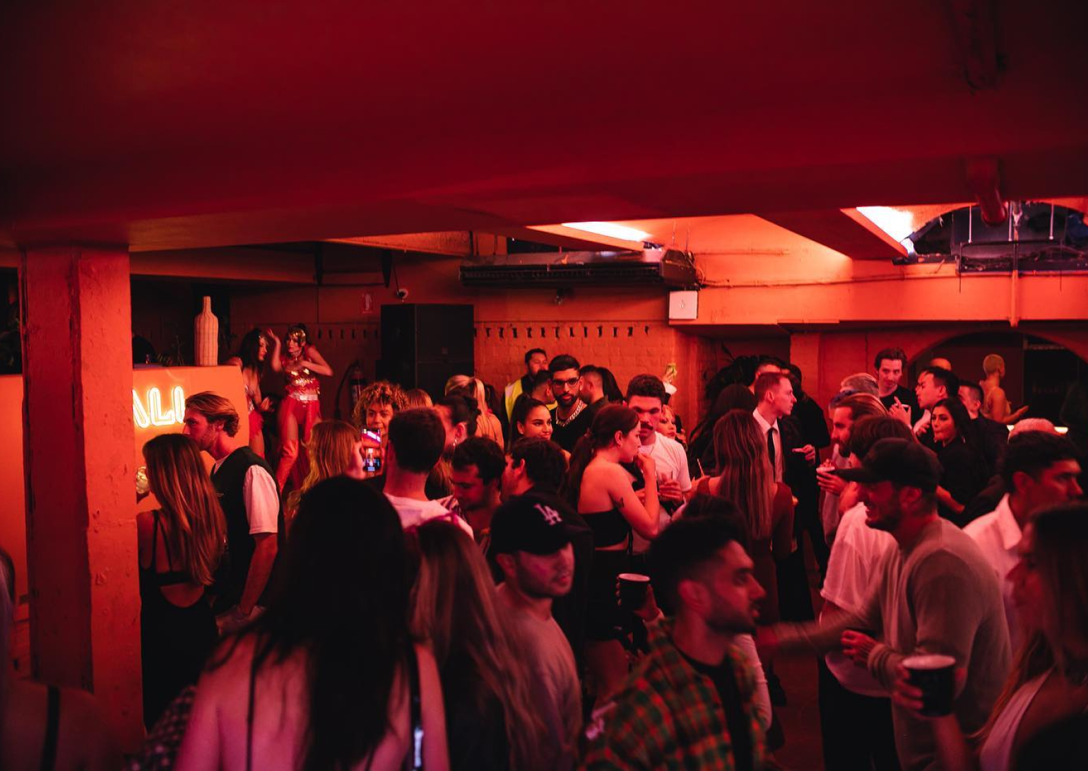 201022-Crown-Sydney-Restaurants-aMare-Chef-Alessandro-1600x1600 2